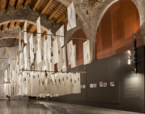 Muntatge en el Museu Marítim de Barcelona de l’exposició de Victòria Rabal: "Gyotaku: Capturar l'Ànima dels Peixos" | Premis FAD  | Intervenciones Efímeras