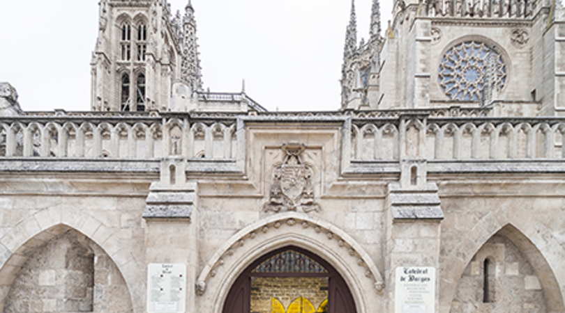 Acceso y tienda catedral de burgos | Premis FAD 2020 | Interiorismo