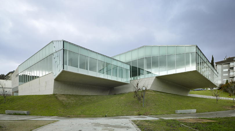 Piscinas para la universidad de vigo | Premis FAD 2010 | Arquitectura