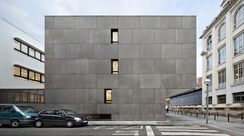 Institut d'educació secundària pere iv | Premis FAD 2012 | Arquitectura