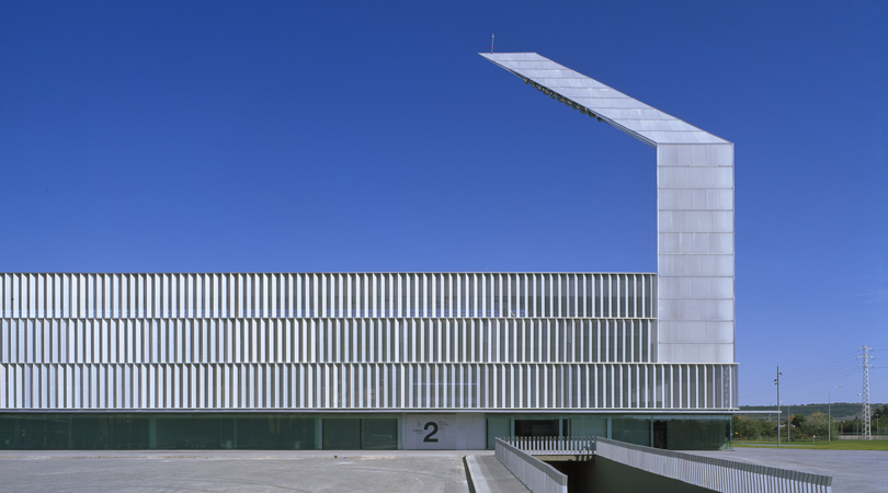 Estadio de fútbol "nueva balastera" en palencia | Premis FAD 2007 | Arquitectura