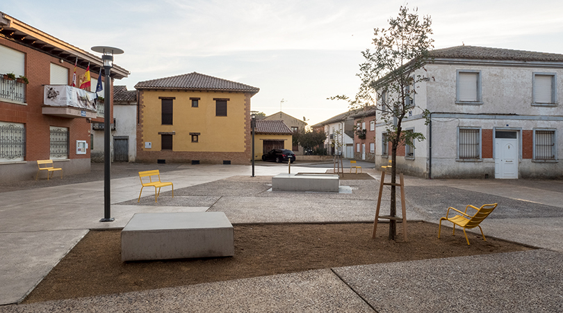Remodelación plaza de mansilla mayor | Premis FAD 2020 | Ciutat i Paisatge