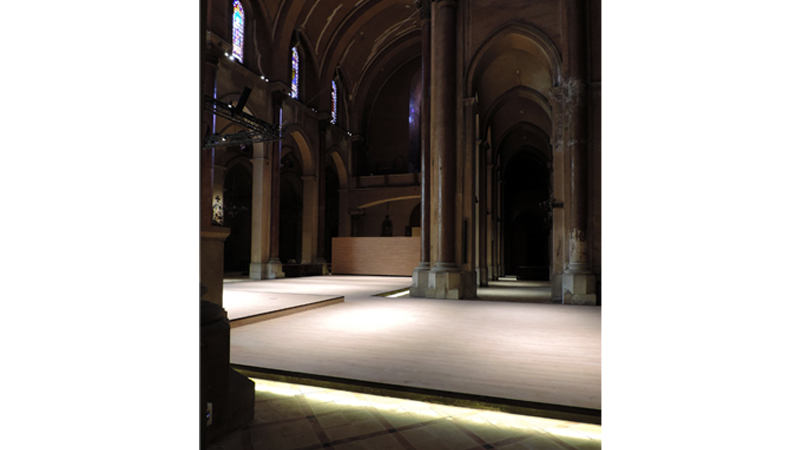 Intervenció a l'interior de l'església de santa madrona | Premis FAD 2015 | Interiorismo