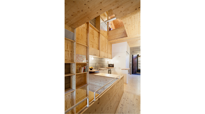 Casa entre mitgeres | Premis FAD 2015 | Arquitectura