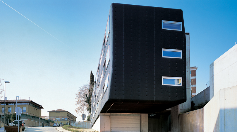 Edifici d'habitatges protegits a vilassar de dalt | Premis FAD 2008 | Arquitectura