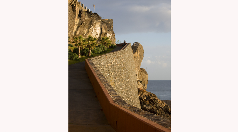 Conjunto Restaurante e Piscinas das Salinas