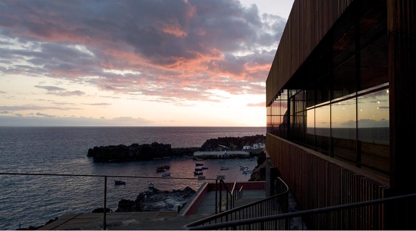 Conjunto Restaurante e Piscinas das Salinas