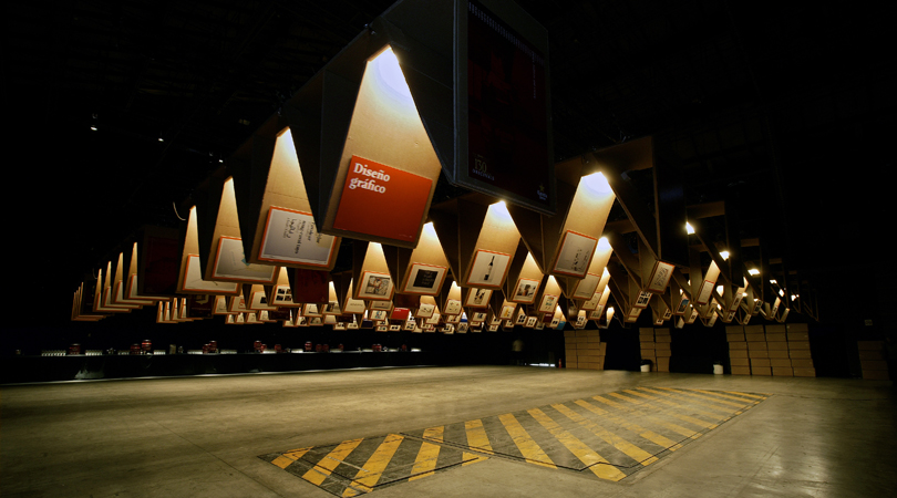 Disseny d'exposició, sopar, lliurament de premis i festa Nit Laus