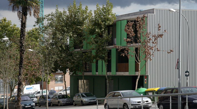 Bloc de 14 habitatges de protecció pública a Terrassa