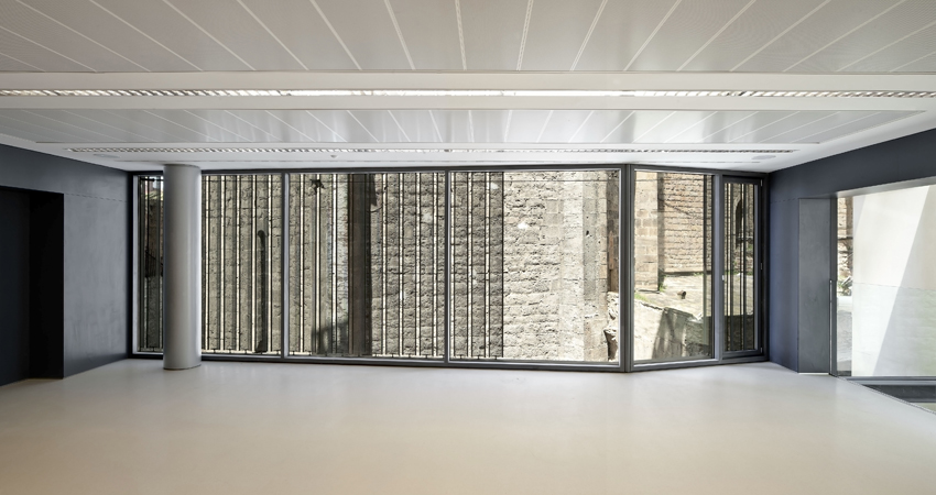 Ludoteca i Centre de Recursos Educatius a la placeta del Pi de Barcelona